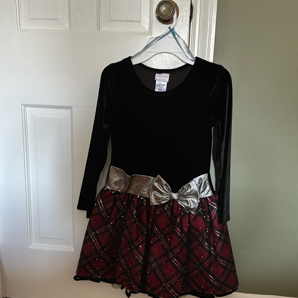 Iris & Ivy Holiday Dress